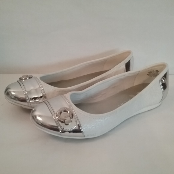 anne klein silver shoes